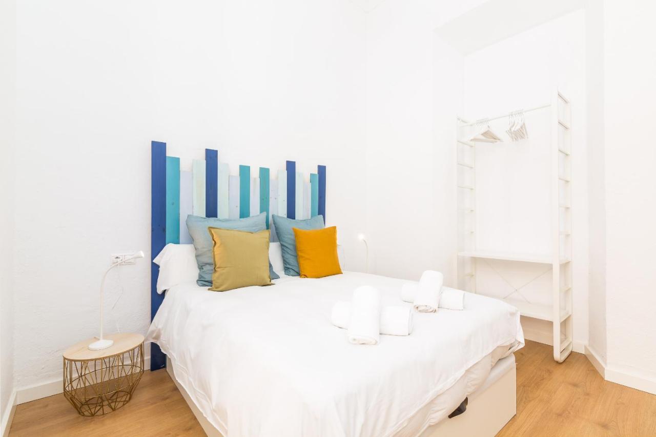Suite Homes Apartamentos Plaza De La Merced Málaga Esterno foto